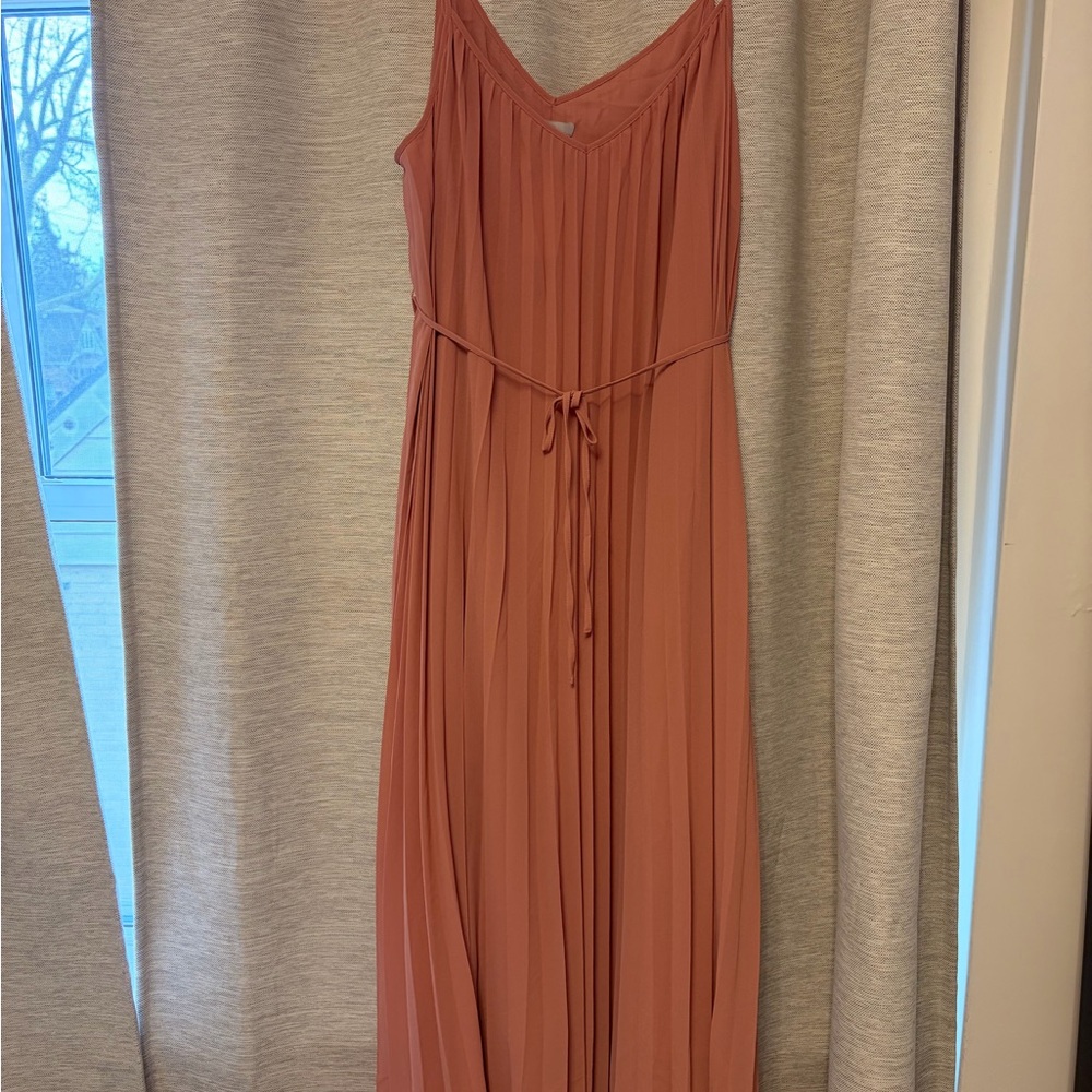 H&M Sleeveless Pleated Maxi Dress in Terracotta